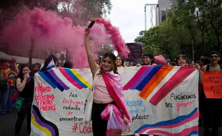 Participan mujeres en la Marcha Lencha 2025 Participan mujeres en la Marcha Lencha 2025