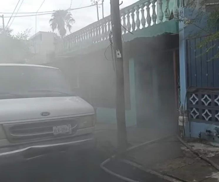 Arde bodega en Escobedo