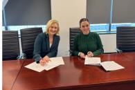 Firman convenio para impulsar la educación médica y colaborativa