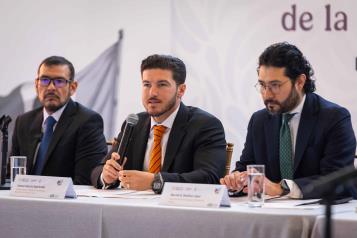 Sugiere Samuel aplicar de manera gradual jornada laboral de 40 horas