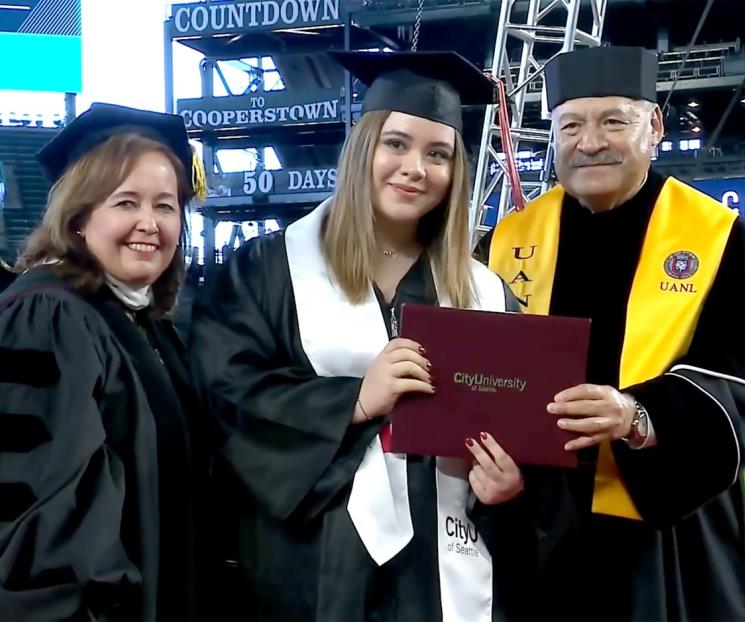 Obtienen estudiantes de UANL doble titulación en Seattle Obtienen estudiantes de UANL doble titulación en Seattle