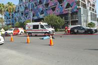 Muere motociclista tras ser impactado por auto