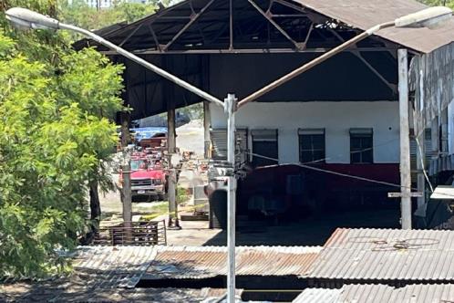 Encuentran a hombre ejecutado en Mercado Campesino