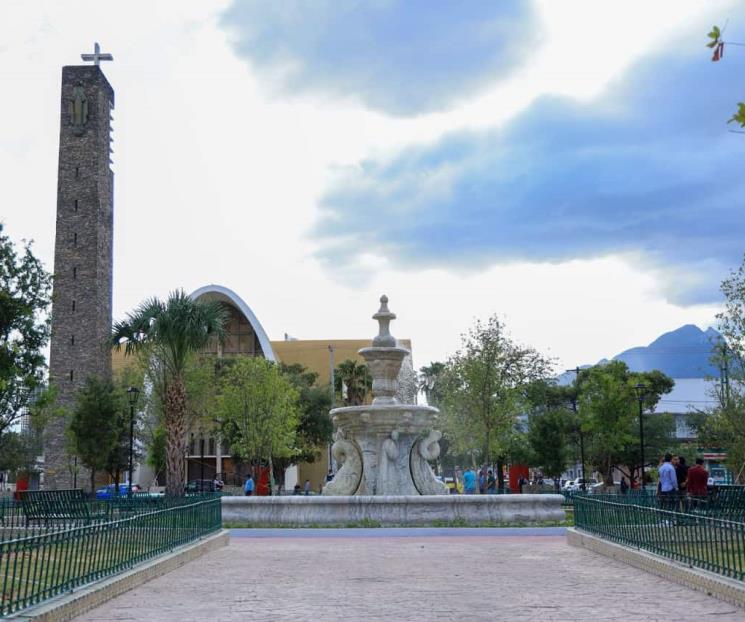 Entregan rehabilitación de Plaza La Purísima Entregan rehabilitación de Plaza La Purísima