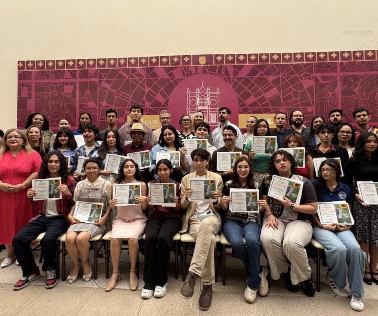 Reconocen a ganadores del Certamen de Literatura Joven UANL 2025 Reconocen a ganadores del Certamen de Literatura Joven UANL 2025