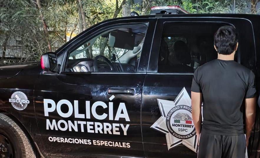 Cae joven con dinero falso Cae joven con dinero falso