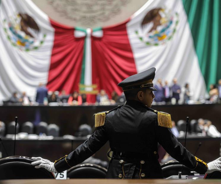 Permiten a militares buscar cargos p&uacute;blicos