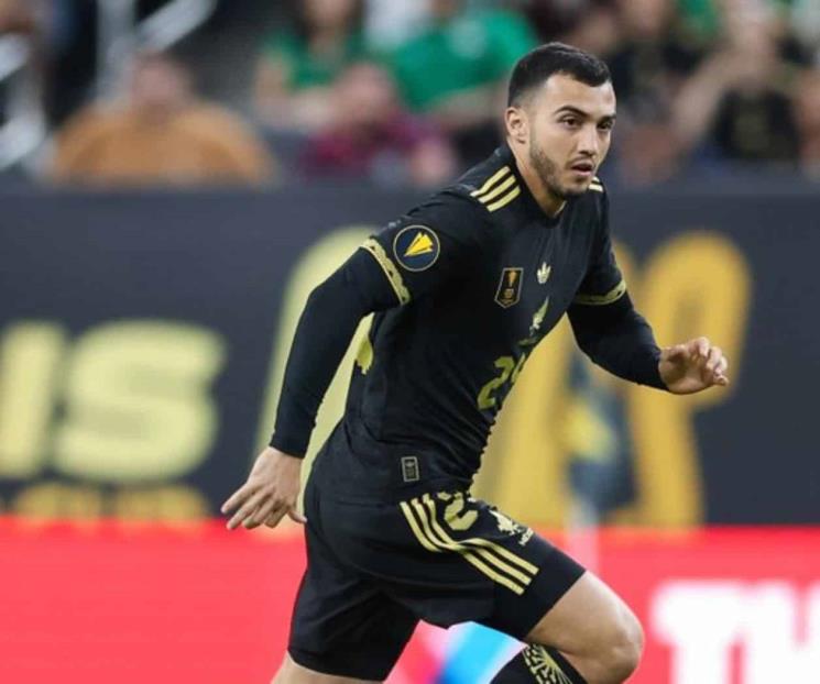 Luis Chávez es baja del tri por lesión en la rodilla