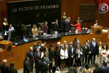 Rinden protesta nuevos c&oacute;nsules en el Congreso