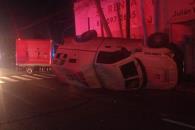 Resultan 4 lesionados en volcadura
