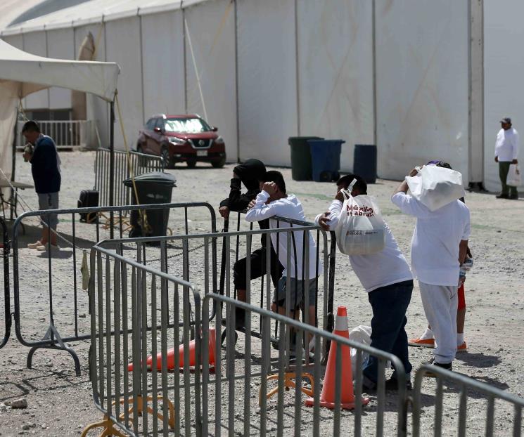 Deportan a 252 mexicanos tras redadas en EU, informa Sheinbaum Deportan a 252 mexicanos tras redadas en EU, informa Sheinbaum