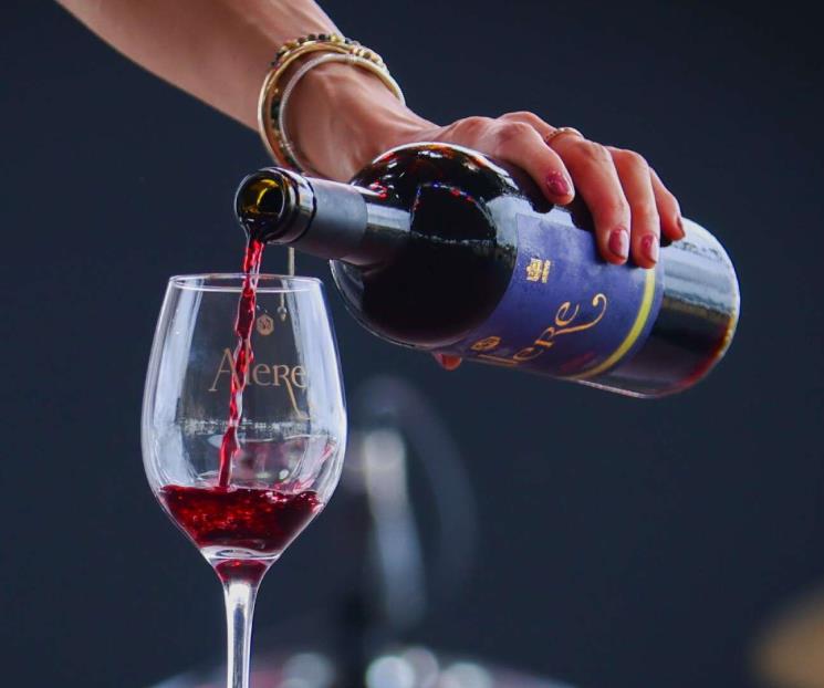 Presenta UANL su vino 100% hecho en Nuevo León Presenta UANL su vino 100% hecho en Nuevo León