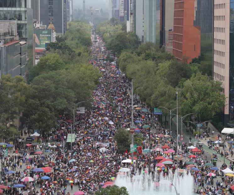 Marcha del Orgullo LGBTTTIQ+ 2025; la CDMX se pinta de arco&iacute;ris