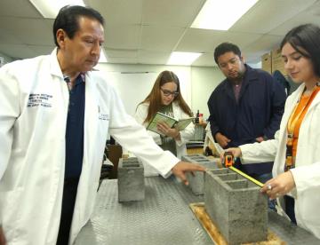 Impulsa programa de investigación de verano vocación científica