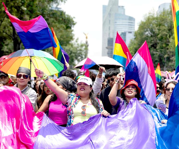 Salen a marchar miles por el orgullo y la diversidad en CDMX