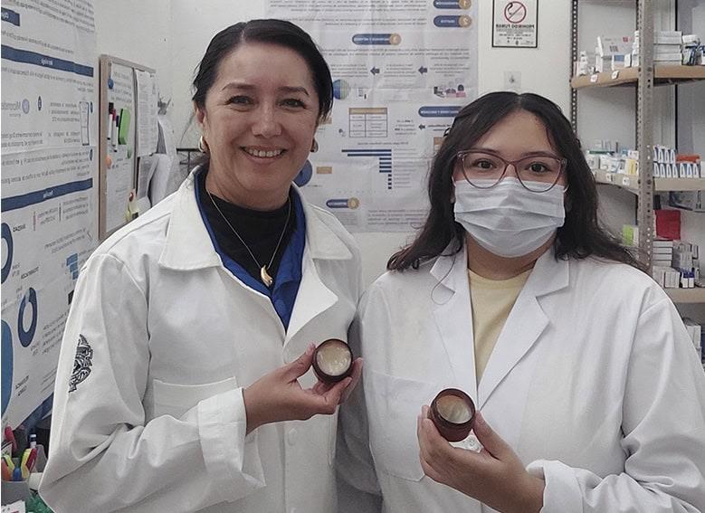 Estudiantes de la UADY desarrollan crema para diabéticos Estudiantes de la UADY desarrollan crema para diabéticos