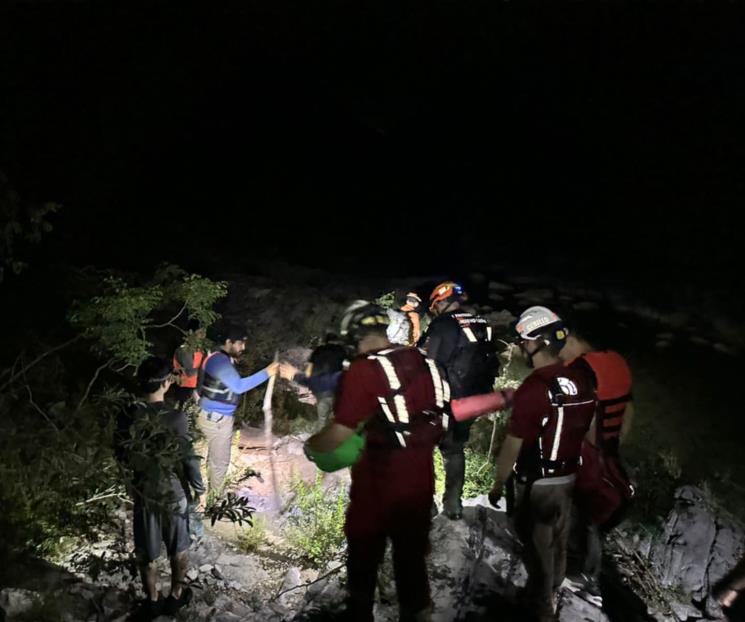 Rescatan a excursionista lesionado en la sierra de Santiago Rescatan a excursionista lesionado en la sierra de Santiago