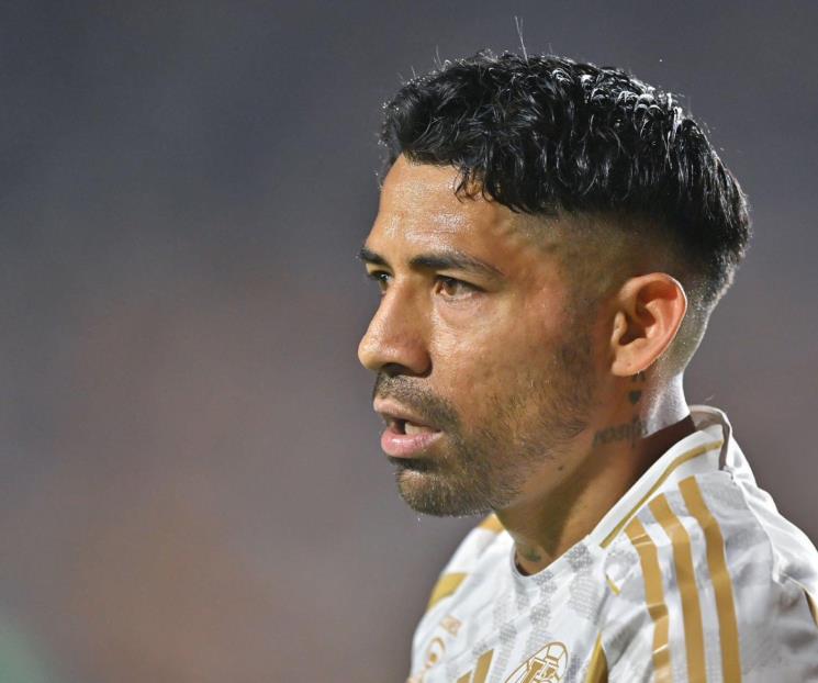 Aquino y Joaquím, dos problemas grandes en lo defensivo para Tigres Aquino y Joaquím, dos problemas grandes en lo defensivo para Tigres