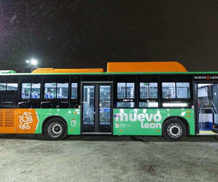 Entregan 30 nuevas unidades de Ruta 172 Cometas