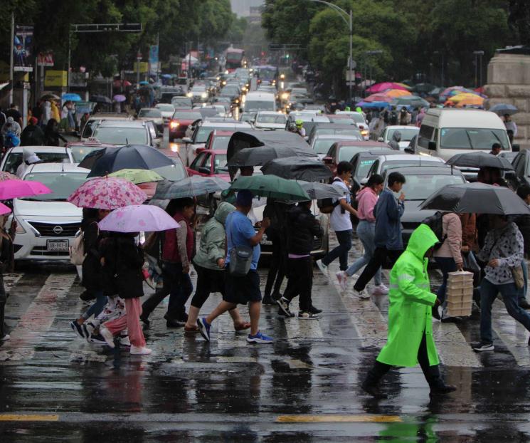 Activan alerta naranja por lluvias fuertes en siete alcaldías