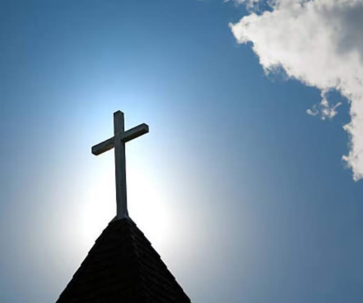 Pide Iglesia perdón a los jóvenes y les asegura: "No están solos"