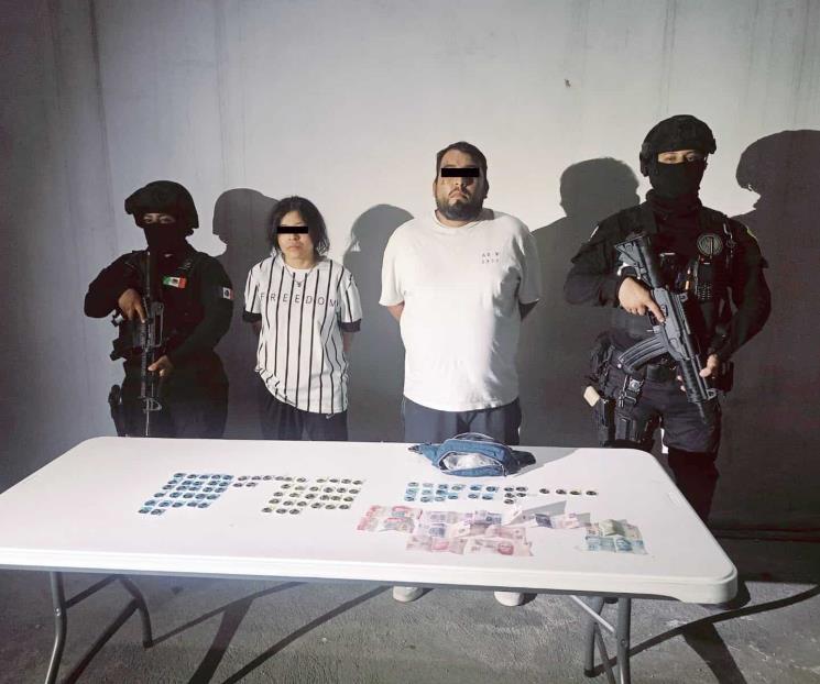 Detienen a pareja con droga en la Sarabia Detienen a pareja con droga en la Sarabia