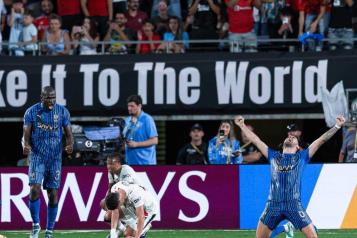 Al Hilal sorprende al City y avanza a cuartos