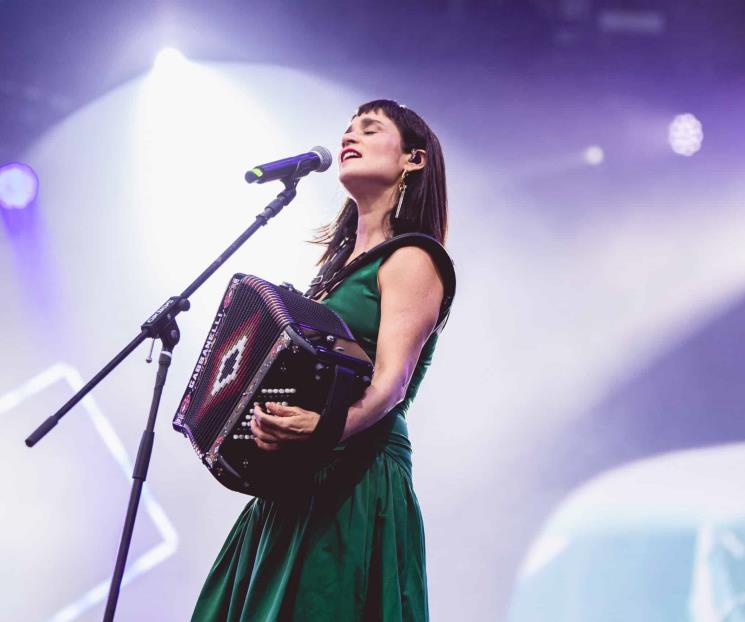 Recibirá Julieta Venegas premio en España por su legado social