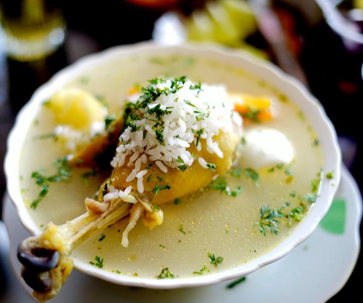 Qué tan saludable es el caldo de pollo Qué tan saludable es el caldo de pollo