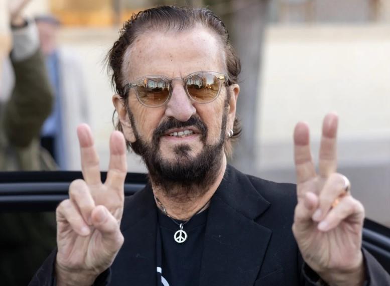 Solicita Ringo Starr cambios en película biográfica de The Beatles Solicita Ringo Starr cambios en película biográfica de The Beatles