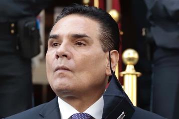 Silvano Aureoles tramita nuevo amparo