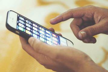 Qué botones desactivar de tu celular para evitar ciberataques