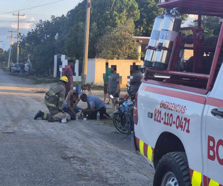 Resulta herido al caer de su moto Resulta herido al caer de su moto