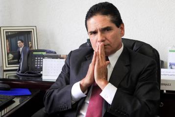 Tramita Silvano Aureoles nuevo amparo