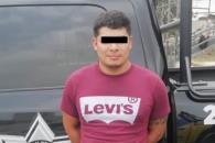 Nicaragüense detenido en motocicleta con placa colgada Nicaragüense detenido en motocicleta con placa colgada