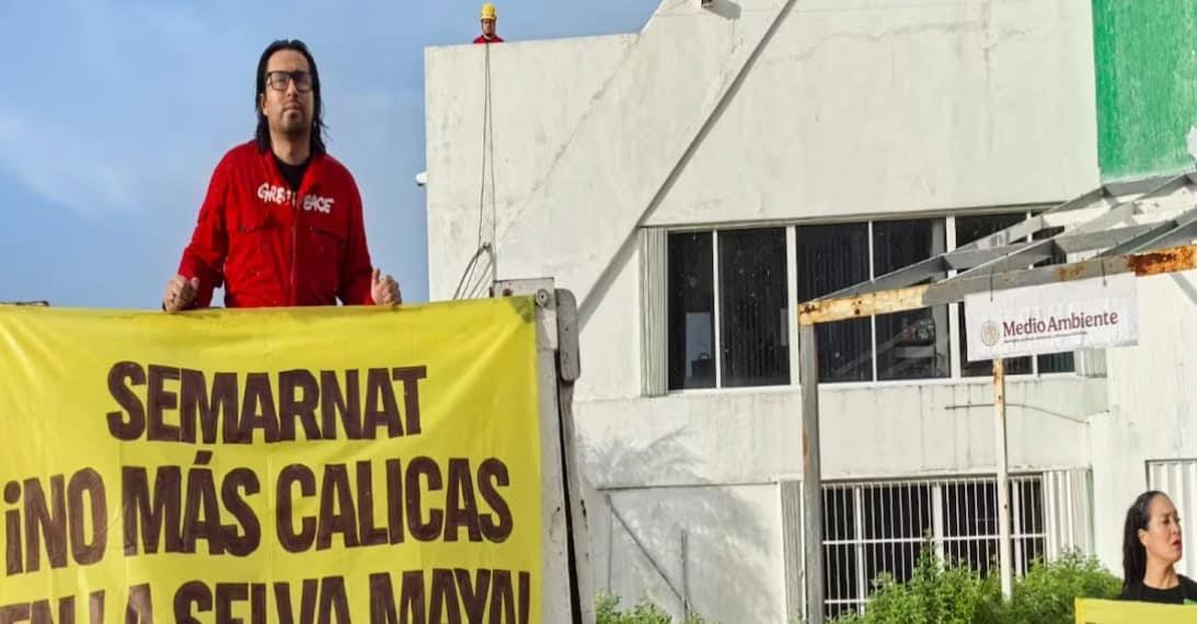 Greenpeace México toma oficinas de Semarnat en Cancún