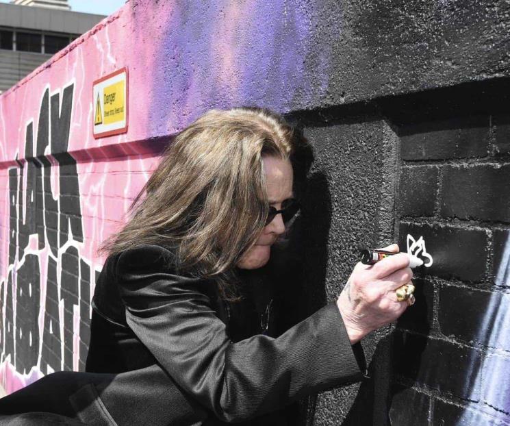 Tendrá Ozzy Osbourne tendrá una última firma de autógrafos Tendrá Ozzy Osbourne tendrá una última firma de autógrafos