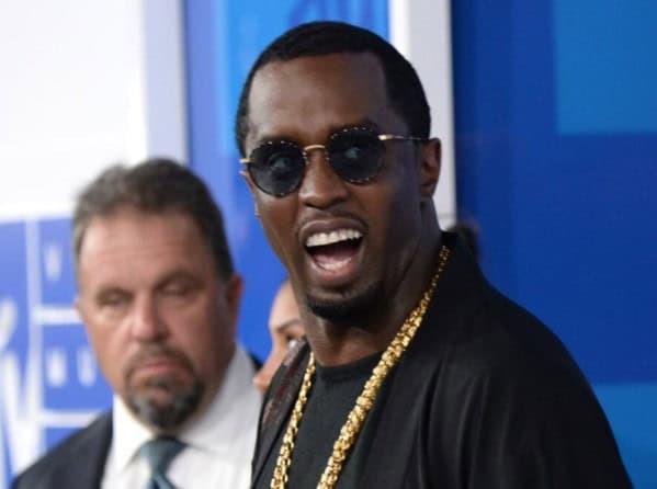 Diddy es acusado de conducta sexual inapropiada con camisa Diddy es acusado de conducta sexual inapropiada con camisa