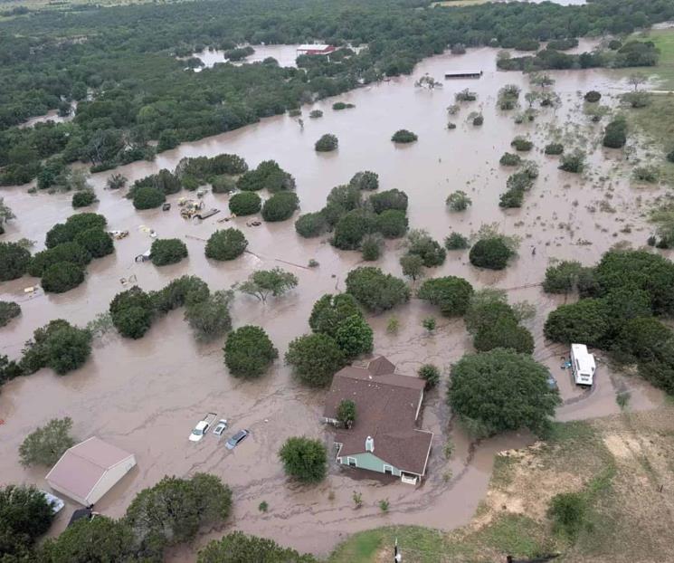 Sube a 104 la cifra de muertos por inundaciones en Texas Sube a 104 la cifra de muertos por inundaciones en Texas