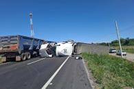 Vuelca tráiler en la Carretera Nacional Vuelca tráiler en la Carretera Nacional