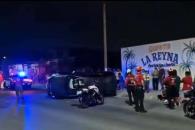 Vuelca taxi; hay dos lesionados