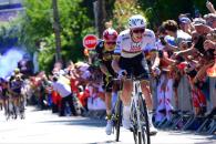 Gana Pocagar etapa siete y recupera liderato en Tour de Francia