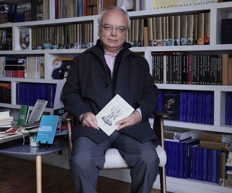 Benjamín Barajas, inspirado por la literatura en su forma breve Benjamín Barajas, inspirado por la literatura en su forma breve