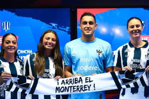 Presentan Rayados a sus refuerzos