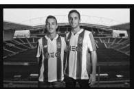 Homenajear&aacute; Liverpool en amistoso a Diogo y Andr&eacute; Silva 