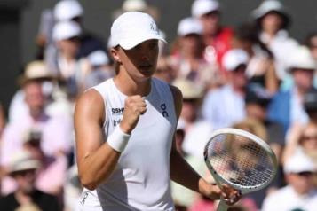Conquista Iga Swiatek por primera vez Wimbledon