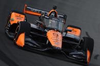 Gana Patricio OWard primera carrera en Iowa