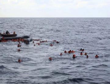 Deja naufragio de migrantes rumbo a Puerto Rico un muerto