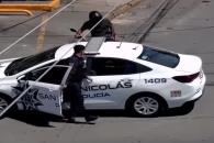 Oculta droga en bolsas de dulces