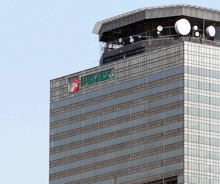 Pemex alerta por coyotes a proveedores que les debe